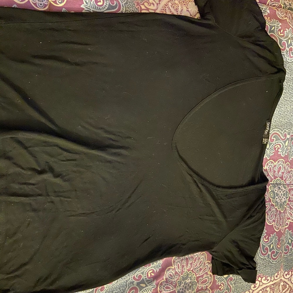 Black tee